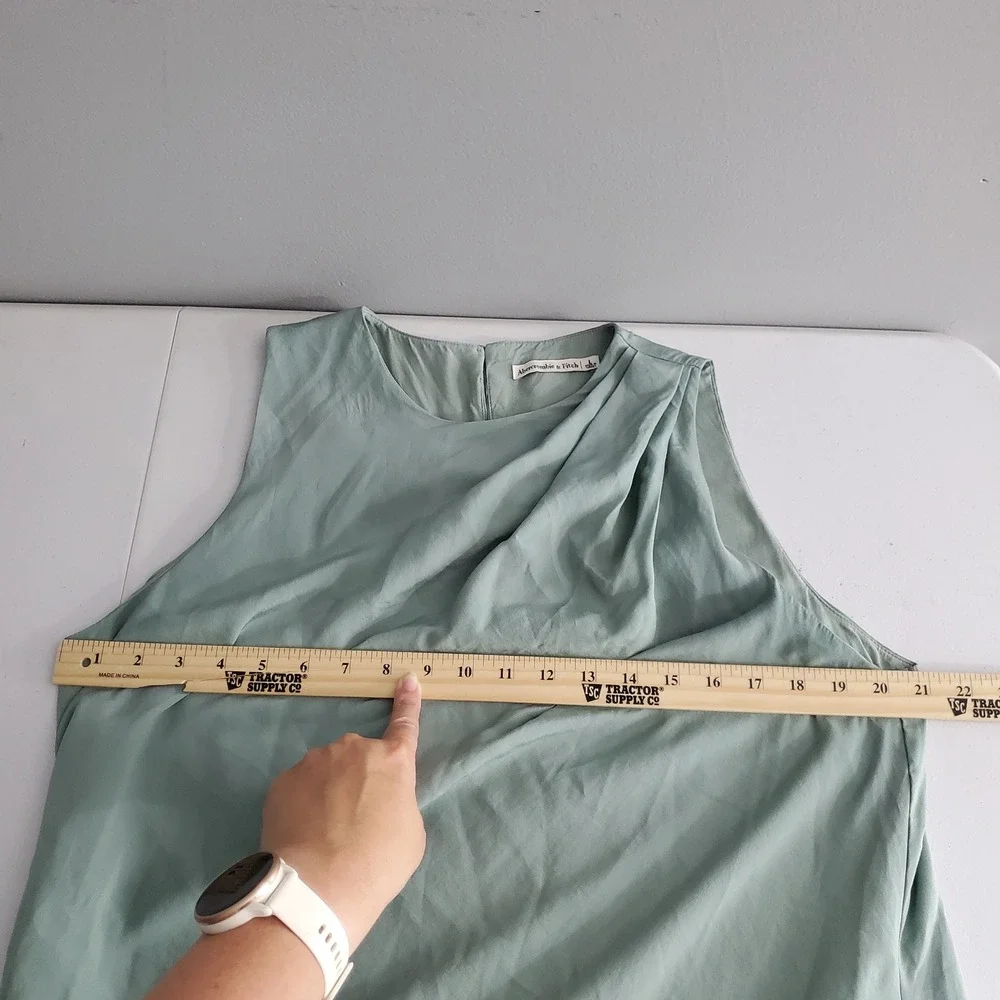 Abercrombie & Fitch Sage Green Draped Shoulder Sleeveless Maxi Dress L Cottage